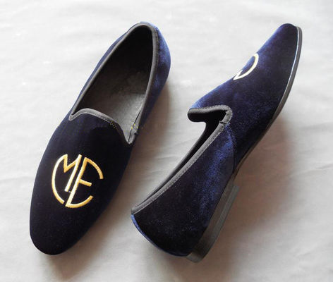 स्टाइलिश कढ़ाई पुरुषों नीले सूड Loafers, लालित्य / फैशन मखमल स्लिप पर जूते