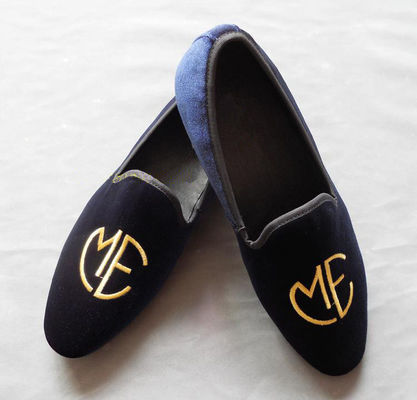 स्टाइलिश कढ़ाई पुरुषों नीले सूड Loafers, लालित्य / फैशन मखमल स्लिप पर जूते
