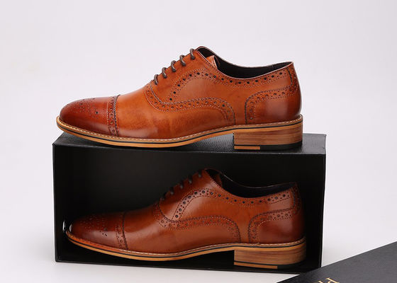 ब्रिटिश शैली हस्तनिर्मित पुरुष पोशाक जूते असली चमड़े ऑक्सफोर्ड Brogues औपचारिक जूते