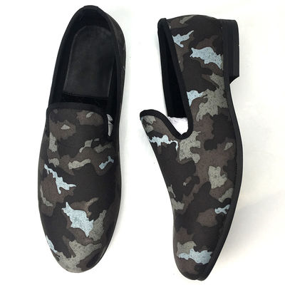 कढ़ाई पुरुषों काले सूड Loafers जूते लक्जरी भेड़ की त्वचा पोशाक जूते